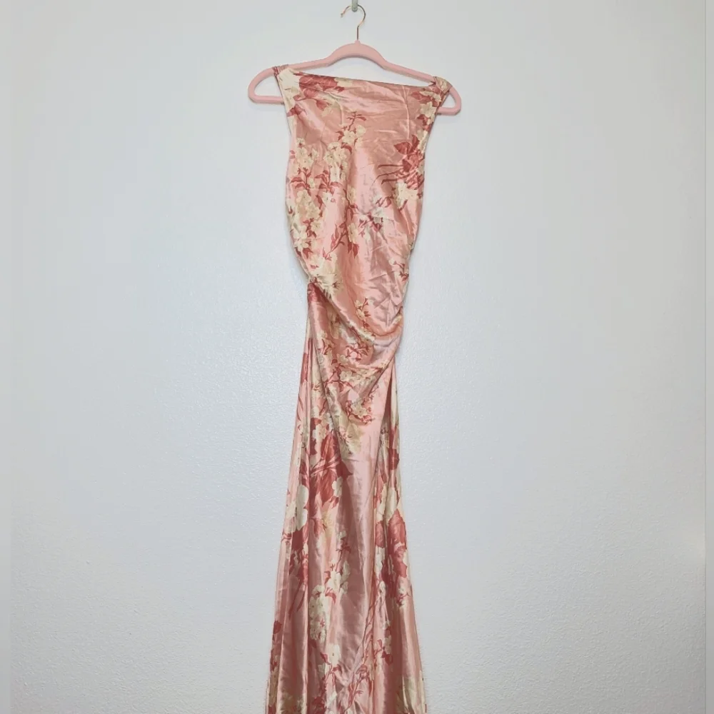 NWT Reformation Casette Silk Dress in Bellini Size 10 - Picture 6 of 11